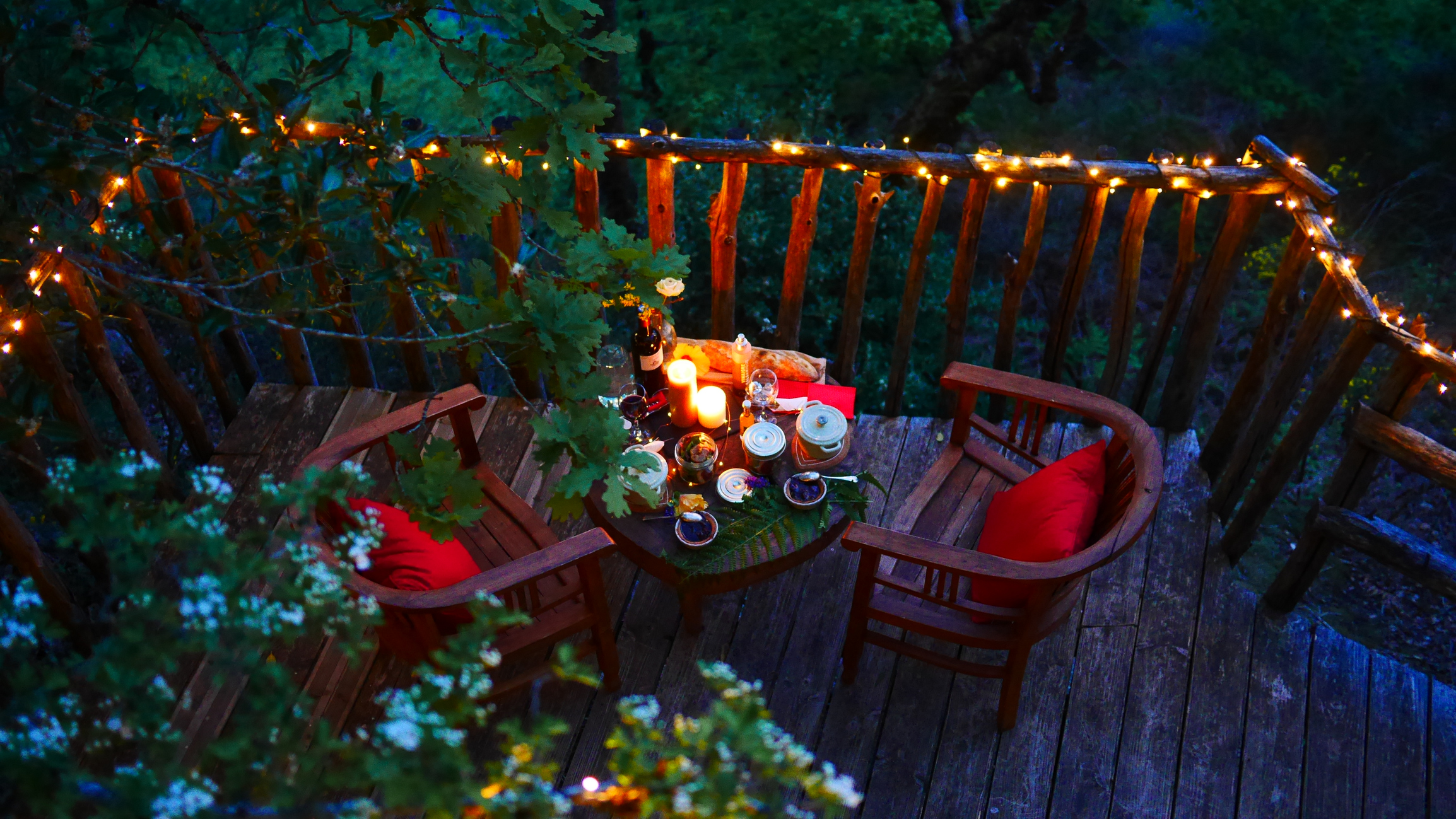 Cómo iluminar terrazas y balcones de forma eficiente