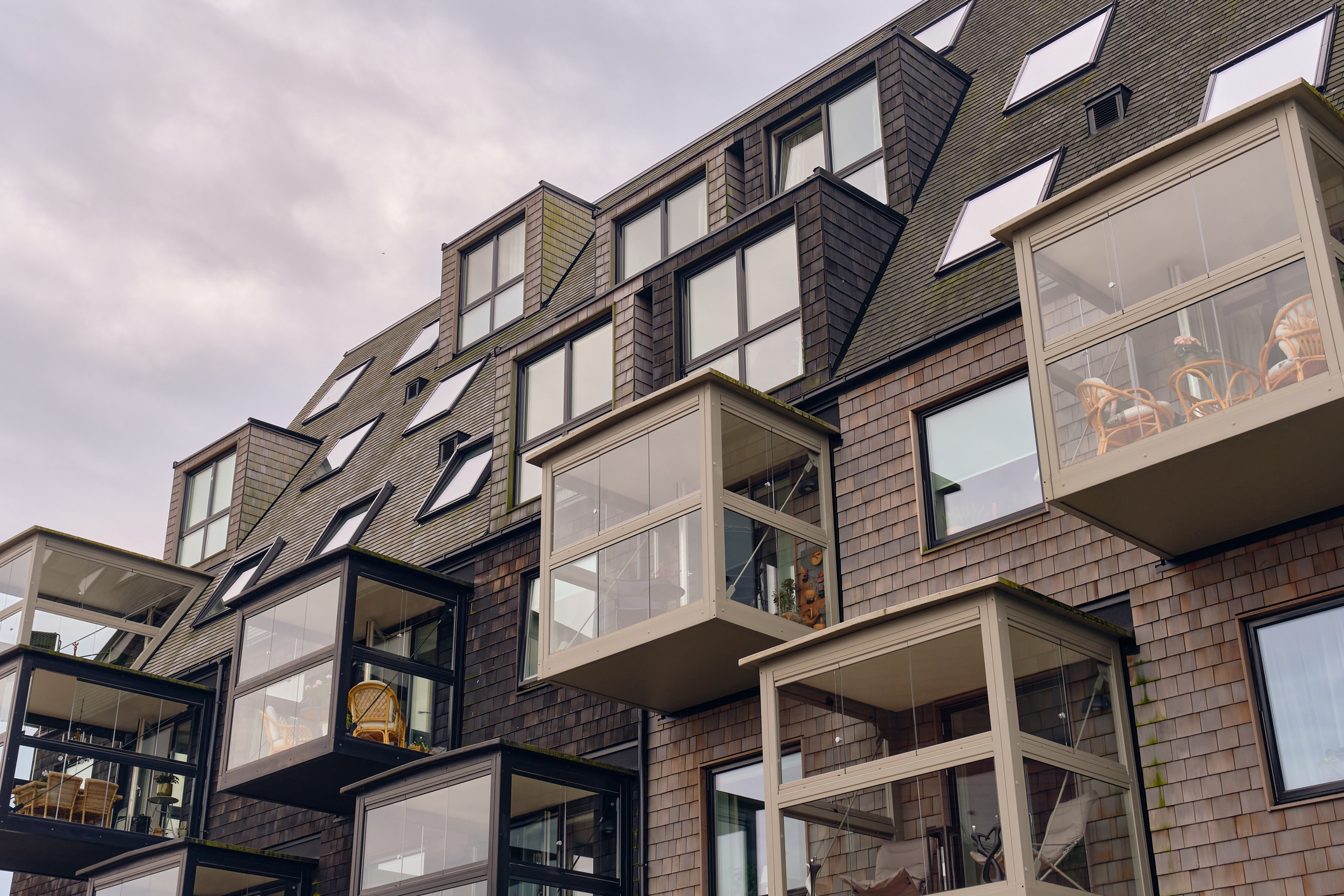 Cerramiento de terraza: tipos para ahorrar calefacci&oacute;n