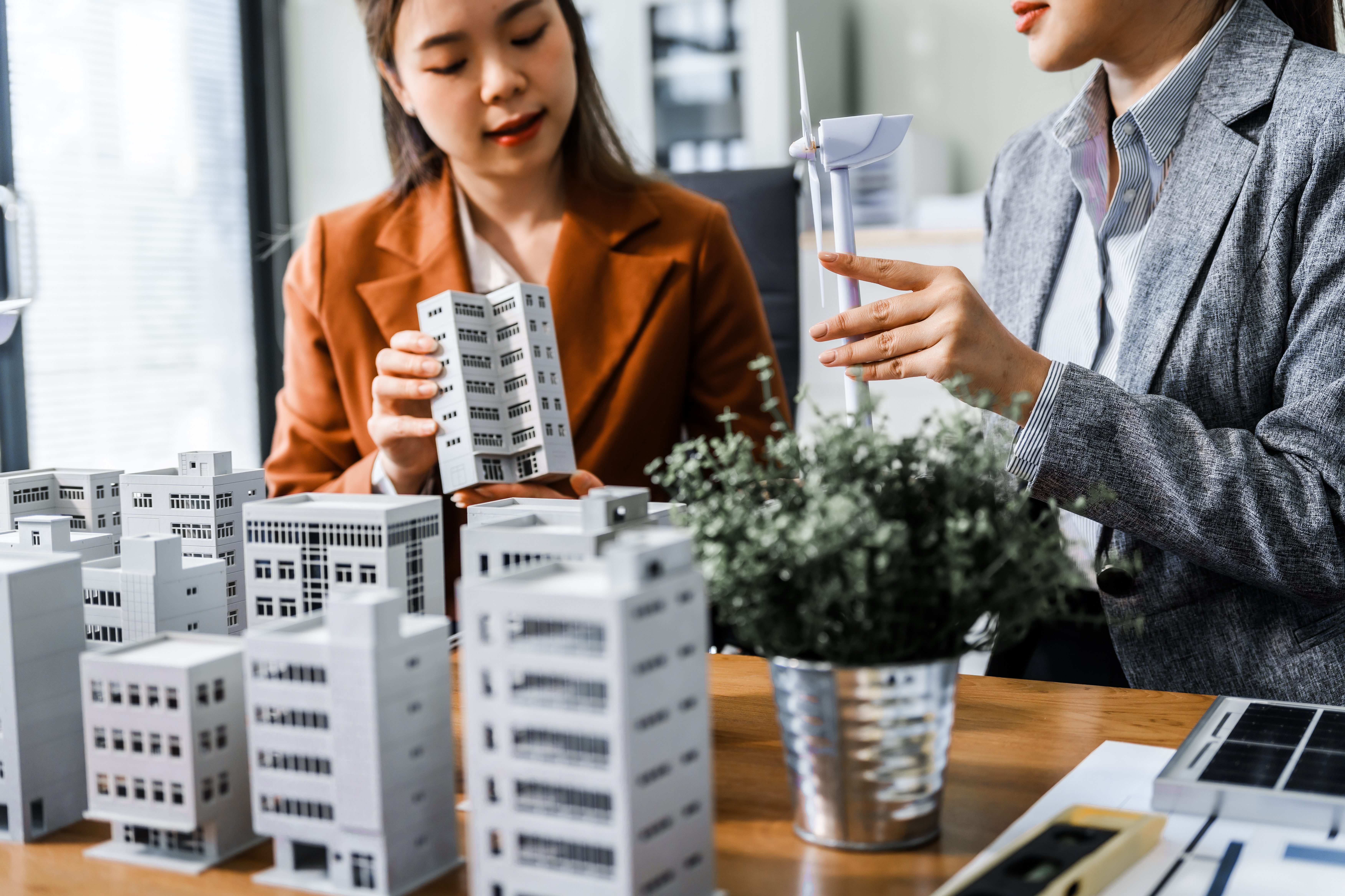 Cómo conseguir una comunidad energética en tu edificio o barrio