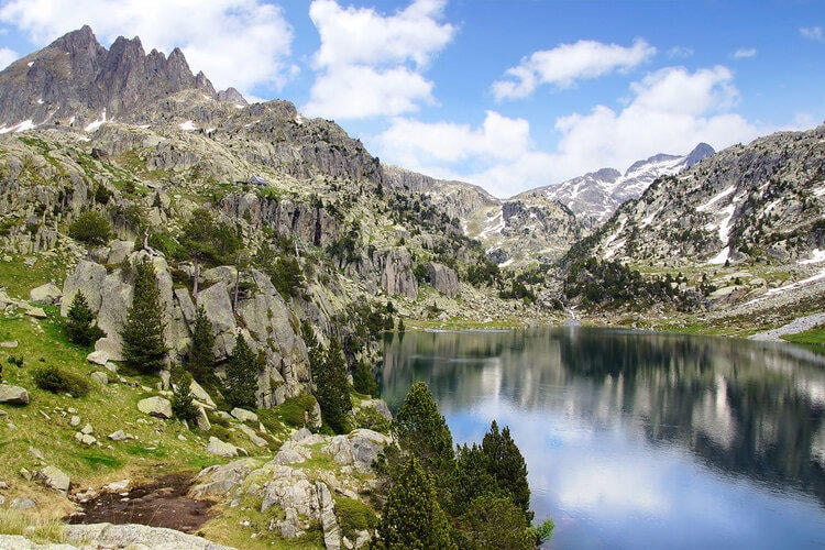 Aigüestortes y Lago de San Mauricio Aigüestortes y Lago de San Mauricio
