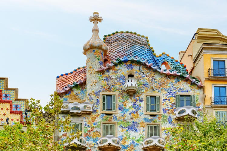 Antoni Gaudí Antoni Gaudí
