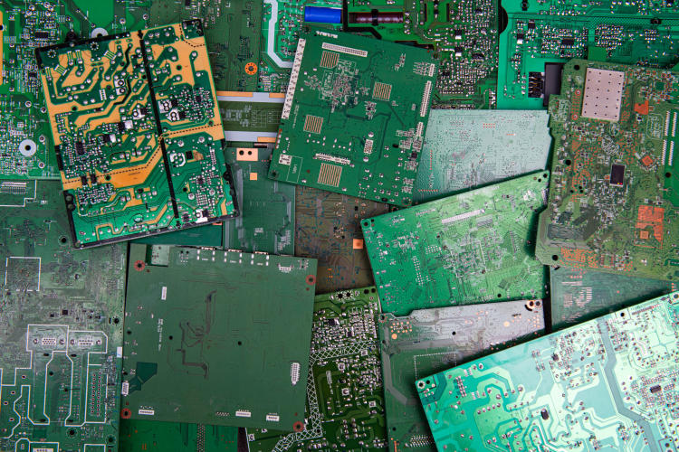 Circuitos Microelectrónicos en las Microrredes Circuitos Microelectrónicos en las Microrredes