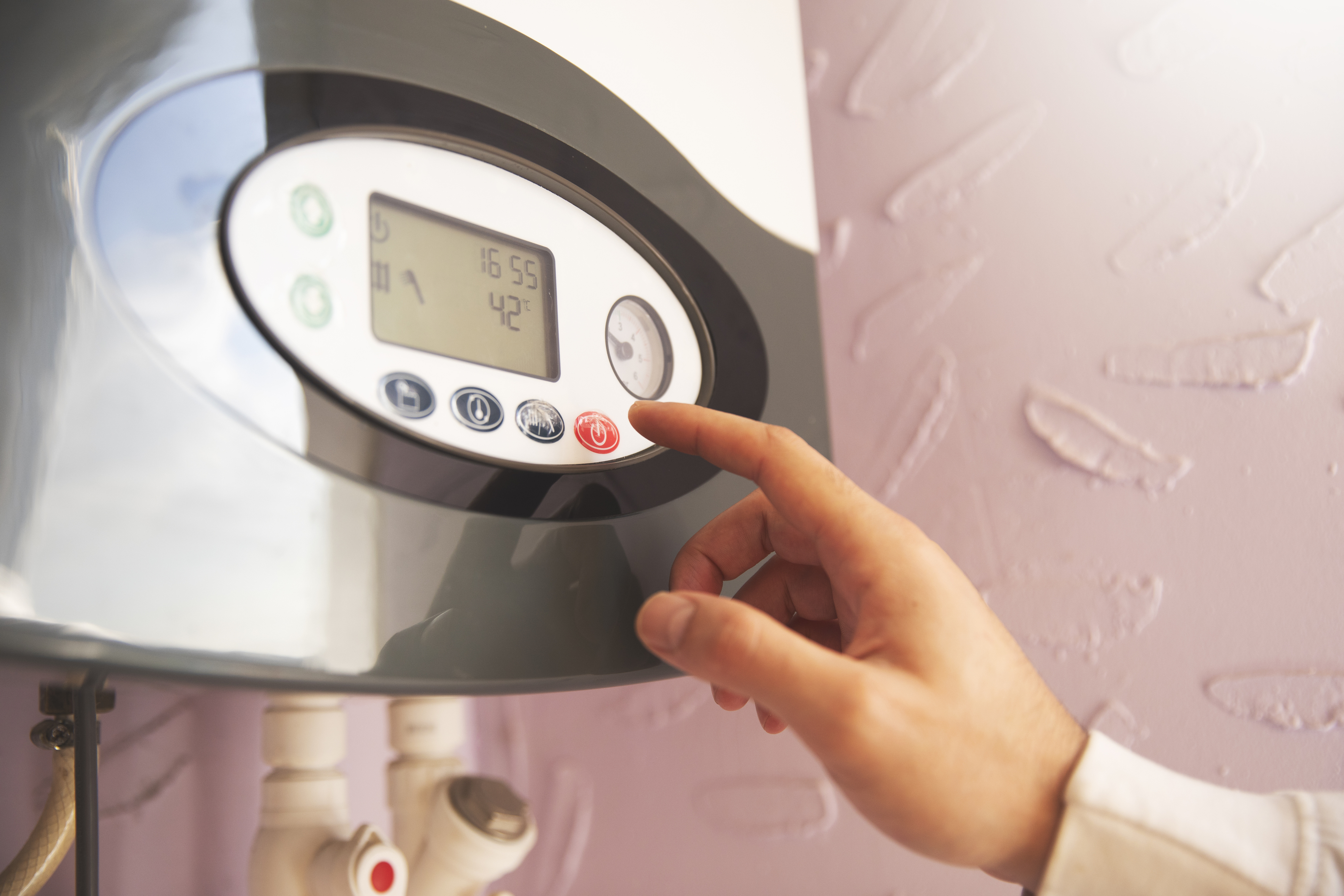 Bajar la temperatura del agua caliente: reduce la tarifa gas