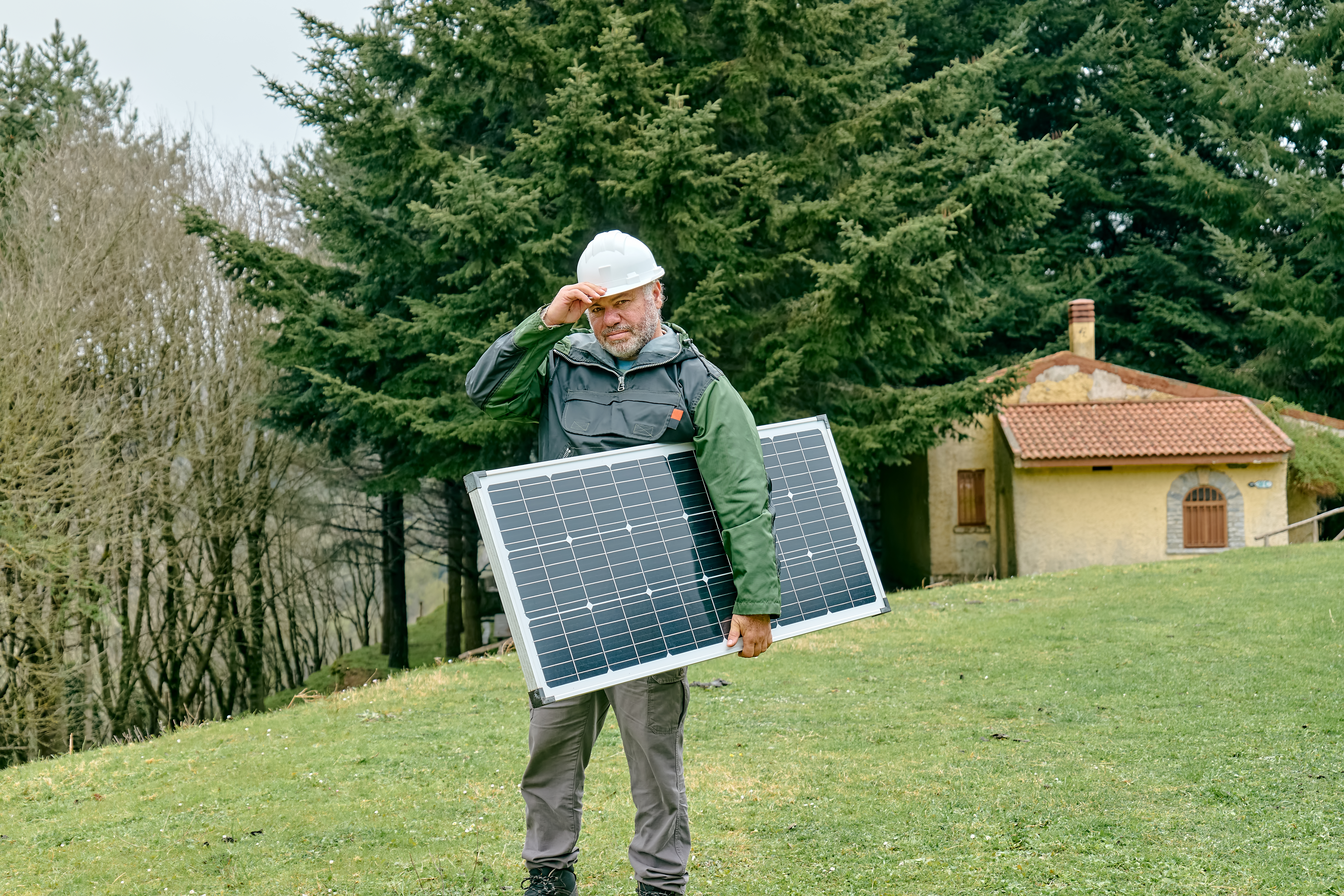 Energía fotovoltaica integrada en fachadas verticales
