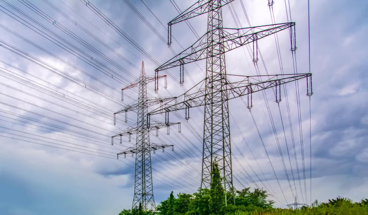 Diferencias entre instalación eléctrica de alta y baja tensión Diferencias entre instalación eléctrica de alta y baja tensión