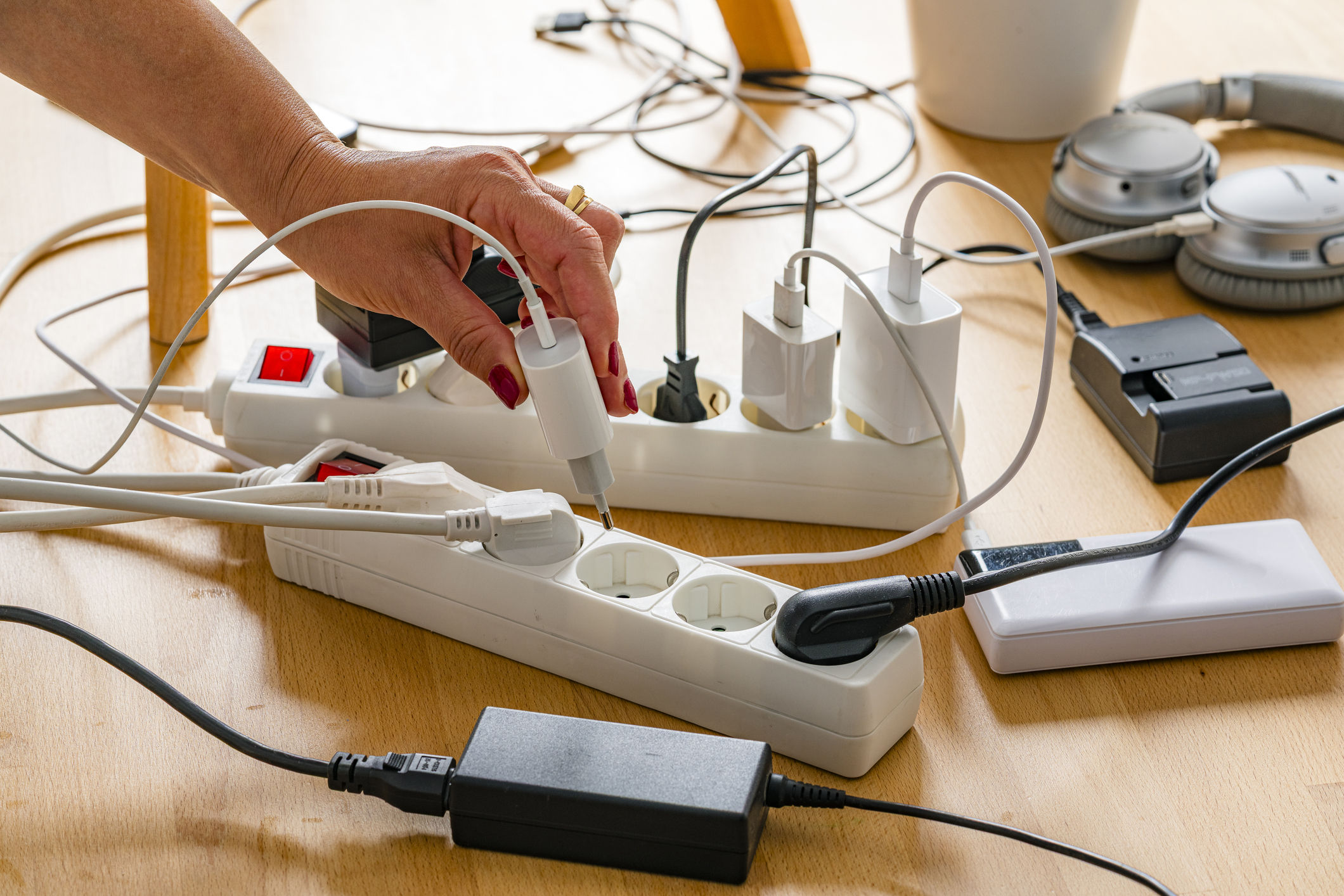 Lee el contador inteligente y detecta fugas o consumos an&oacute;malos