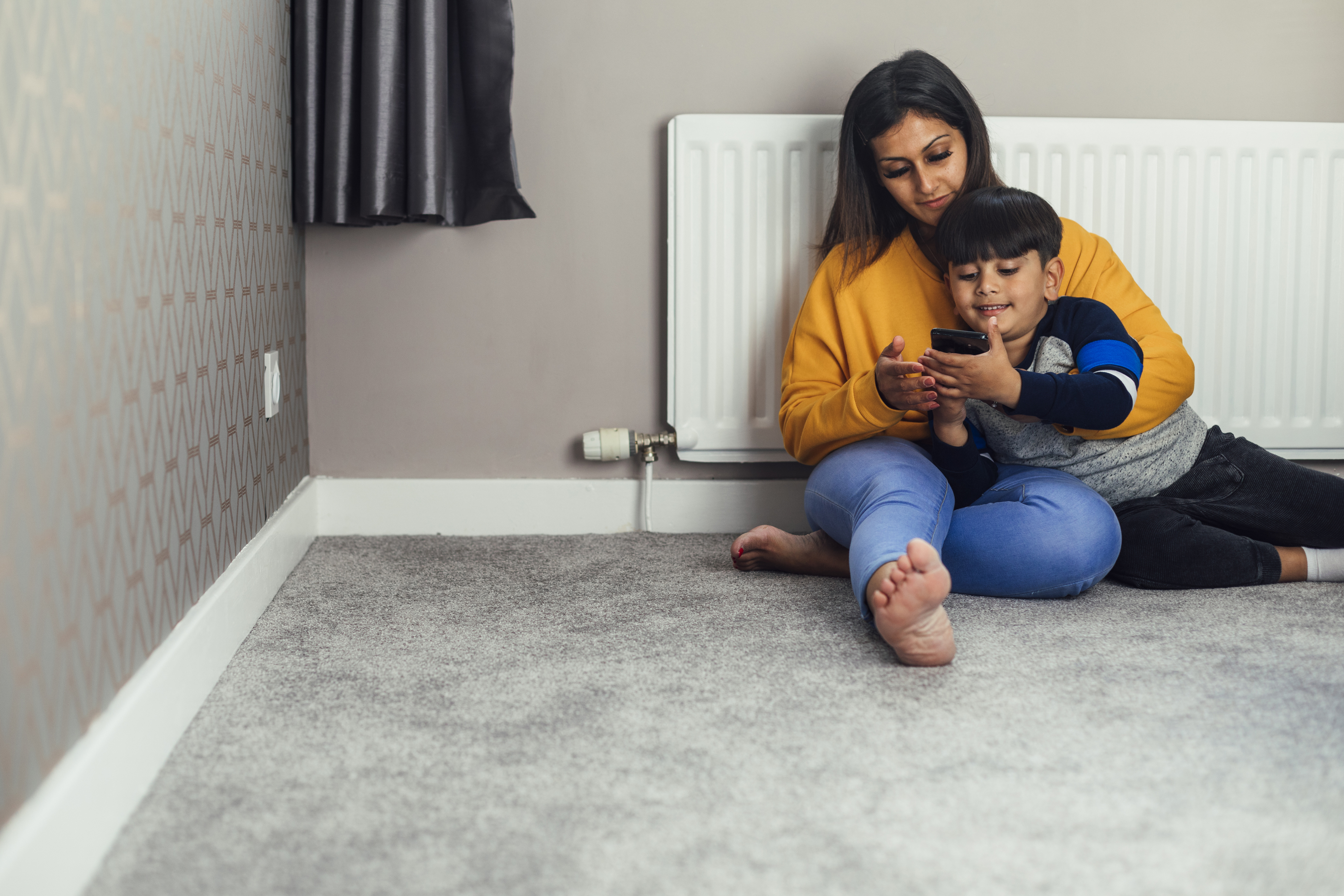 Radiadores port&aacute;tiles vs paneles infrarrojos: cu&aacute;l gana en eficiencia