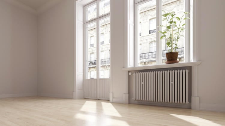 Balda sobre radiador: conoce sus ventajas y desventajas Balda sobre radiador: conoce sus ventajas y desventajas