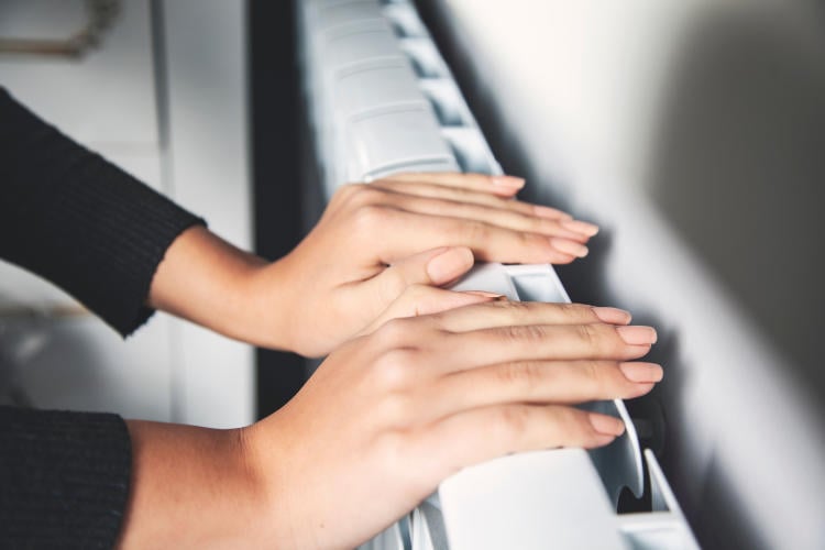 El truco del papel aluminio en el radiador: ¿funciona? El truco del papel aluminio en el radiador: ¿funciona?