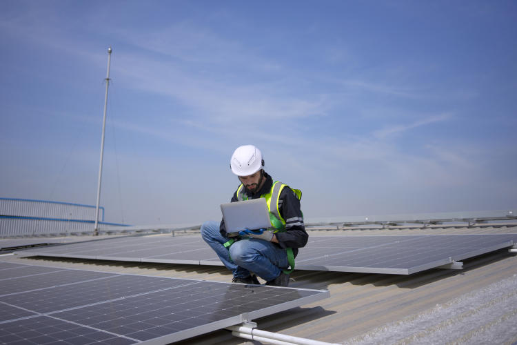 Como mejorar la resistencia de un panel solar en climas extremos Como mejorar la resistencia de un panel solar en climas extremos