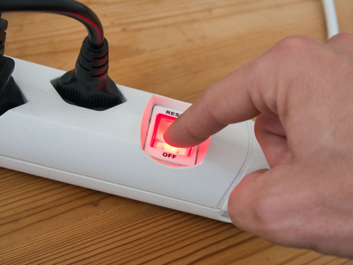 Regleta eléctrica para enchufes