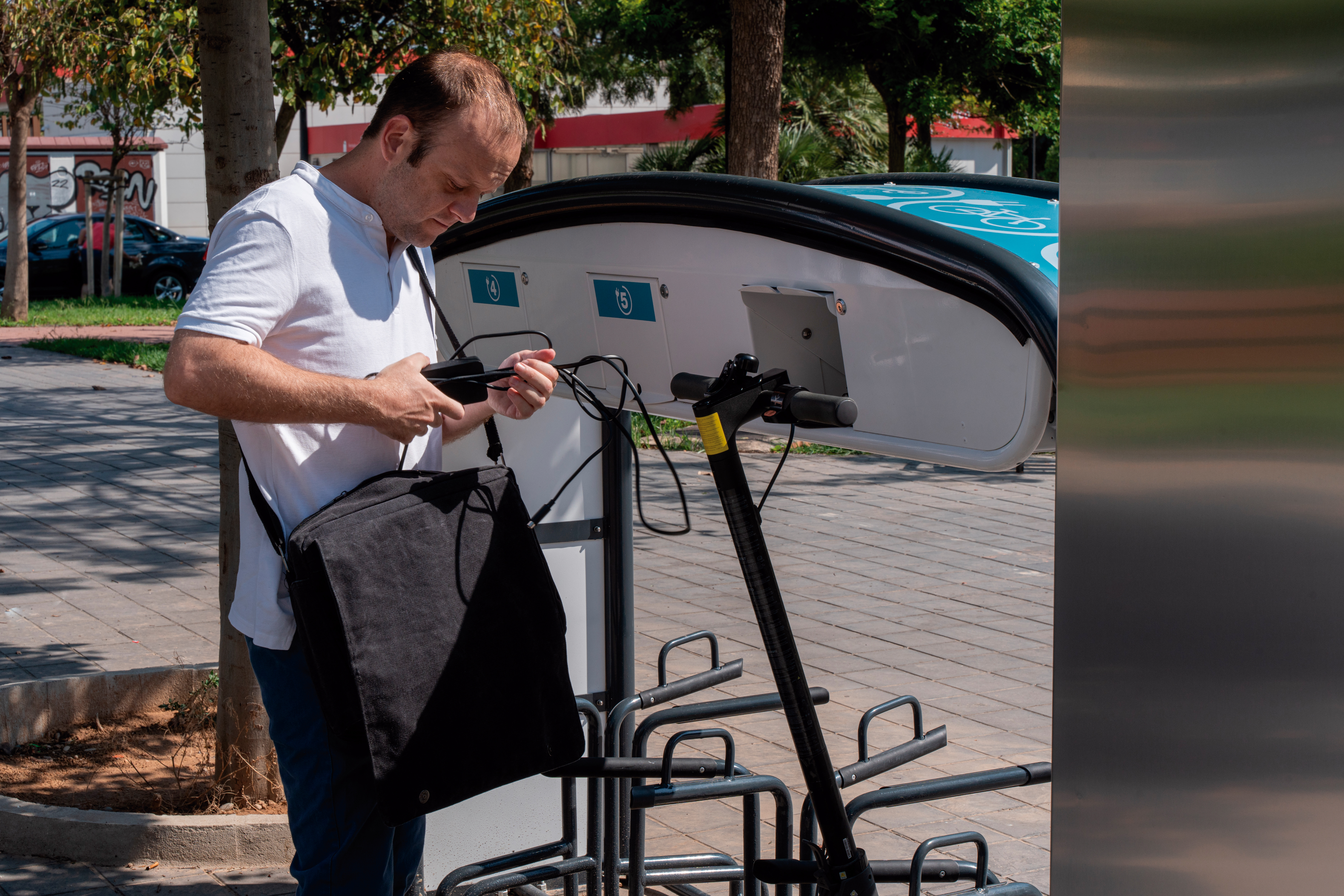 Bicicletas y scooters con carga solar: el futuro del transporte urbano sostenible