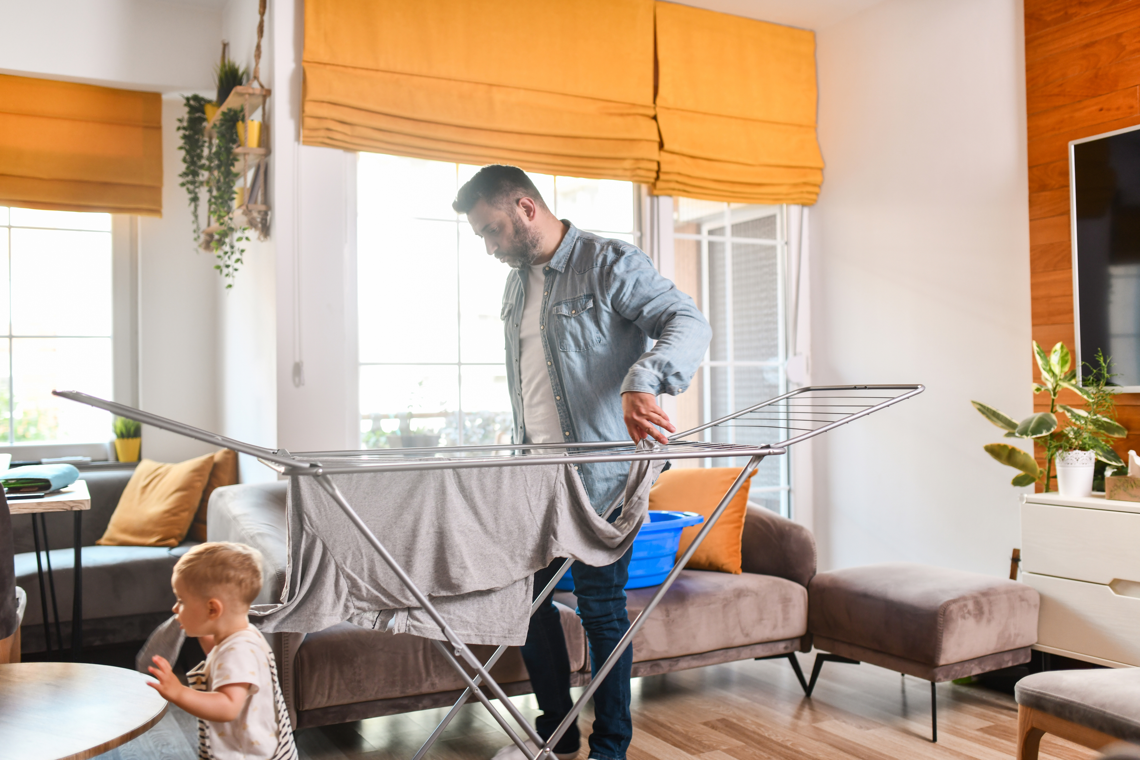 Deshumidificador en otoño e invierno: cuándo compensa frente a ventilar
