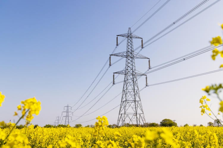 Qué diferencias hay entre electricidad y electrónica Qué diferencias hay entre electricidad y electrónica