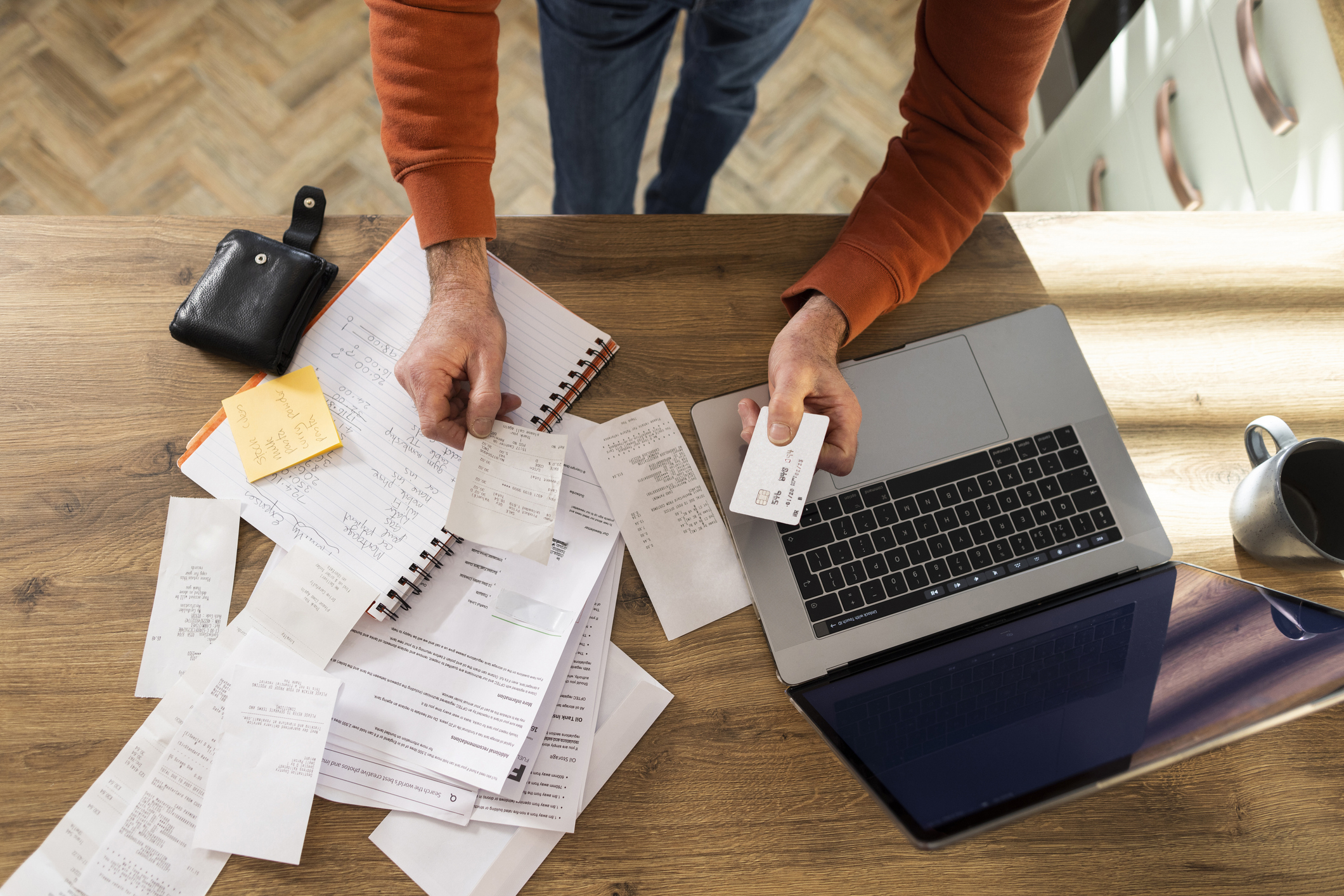 Lee el contador inteligente y detecta fugas o consumos an&oacute;malos