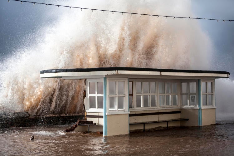 Destrozo oleaje puerto Destrozo oleaje puerto