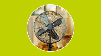 Ventilador de pie para mejorar la ventilación en verano