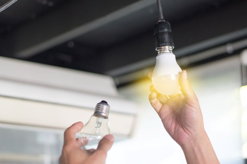 quien paga la luz de los trasteros
