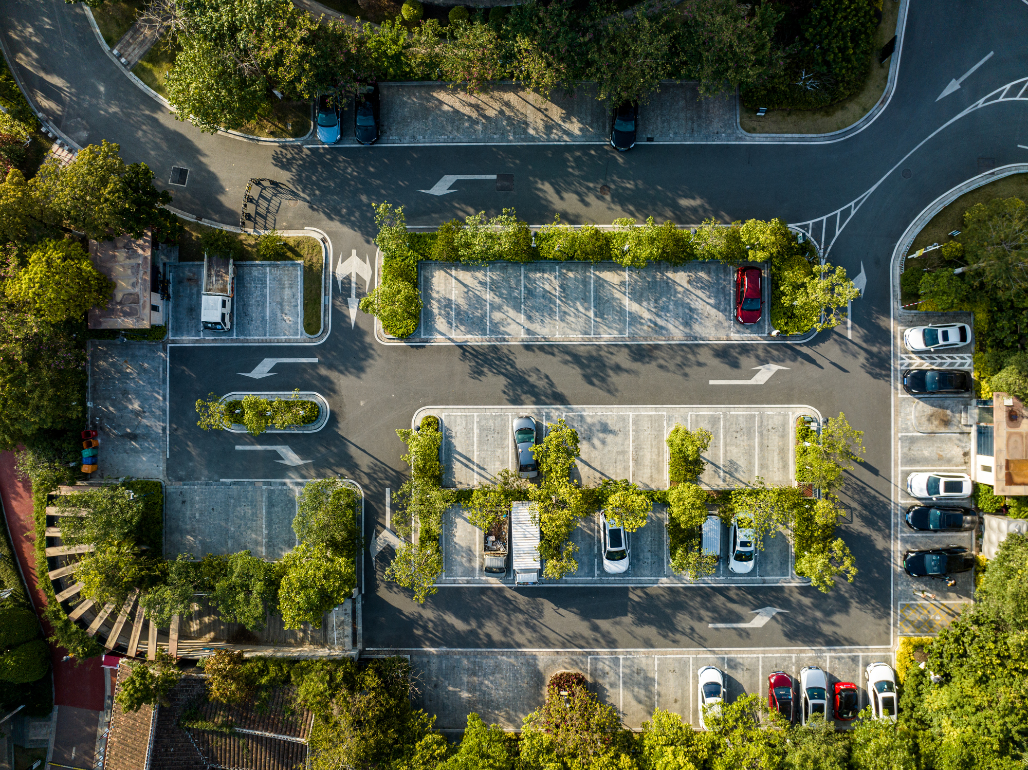 Asfalto que absorbe CO2: carreteras que limpian el aire urbano