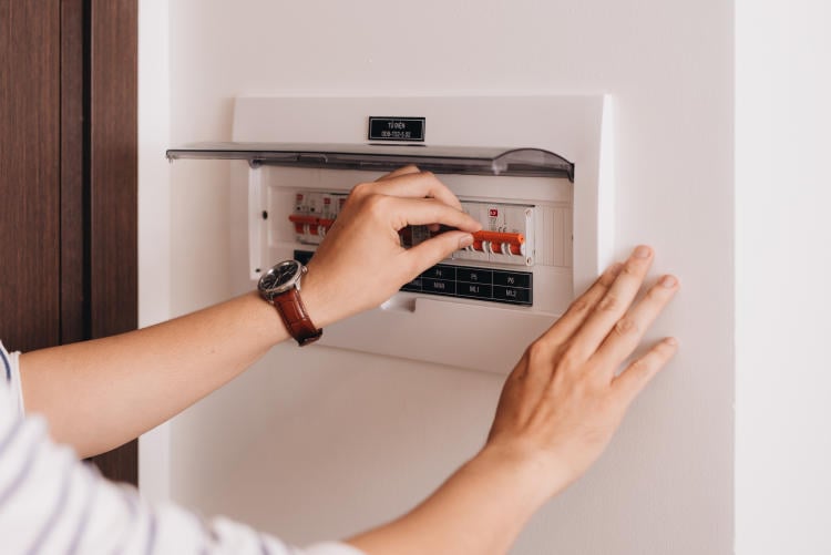 Cómo medir la calidad de la energía eléctrica en casa Cómo medir la calidad de la energía eléctrica en casa