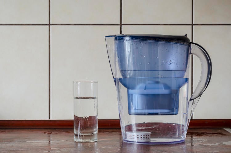 Cómo utilizar un filtro de agua para ahorrar en casa Cómo utilizar un filtro de agua para ahorrar en casa